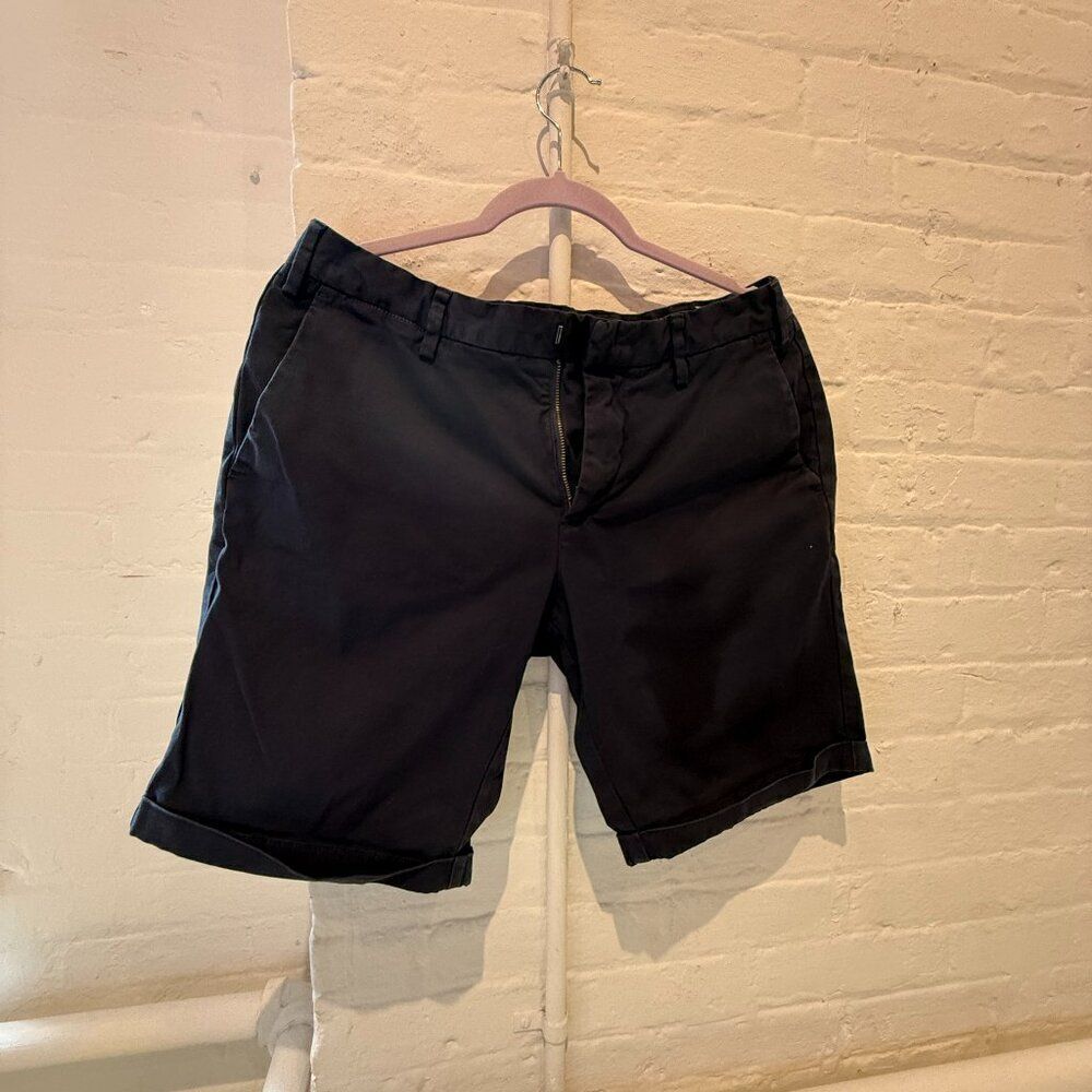 GANT Men's Navy Shorts - Small/30